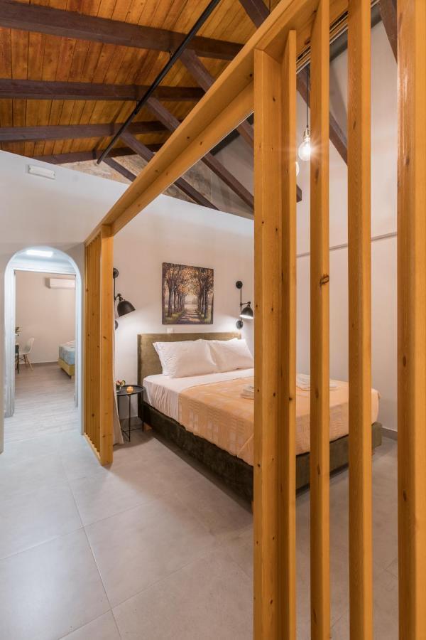 Casa Leone, Cosy Apartment Overlooking The Square Spilion Luaran gambar